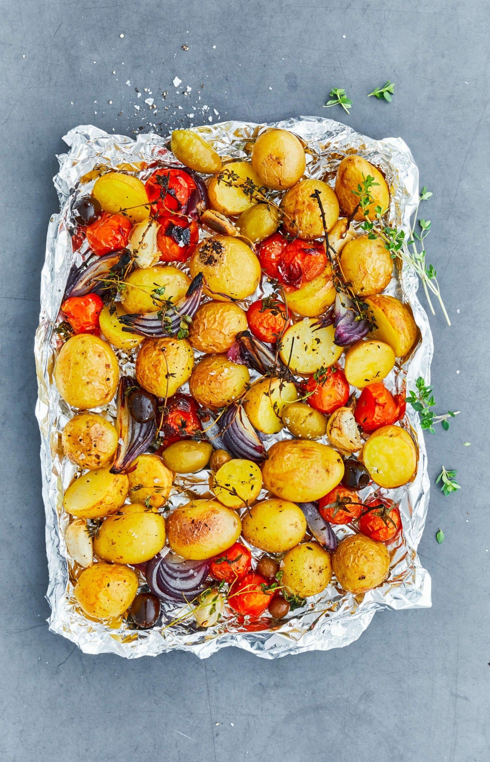 Magtfulde blik tro Nye bagte kartofler med tomater og urter | Flensted.dk